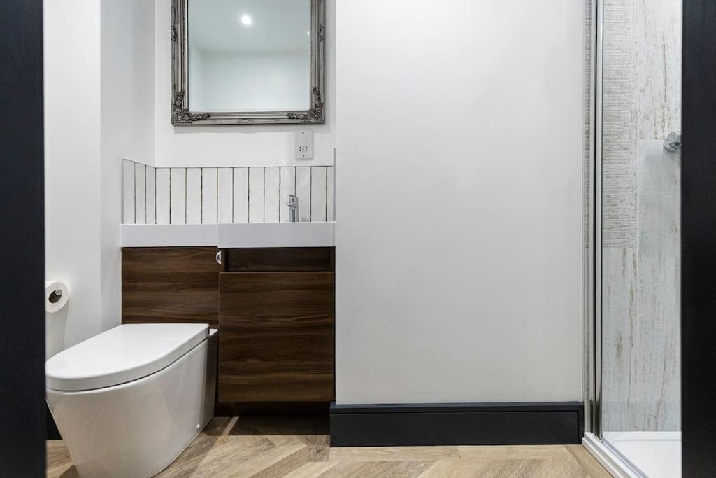 Bootique House - Luxury Group Accommodation In Вейкфілд Екстер'єр фото