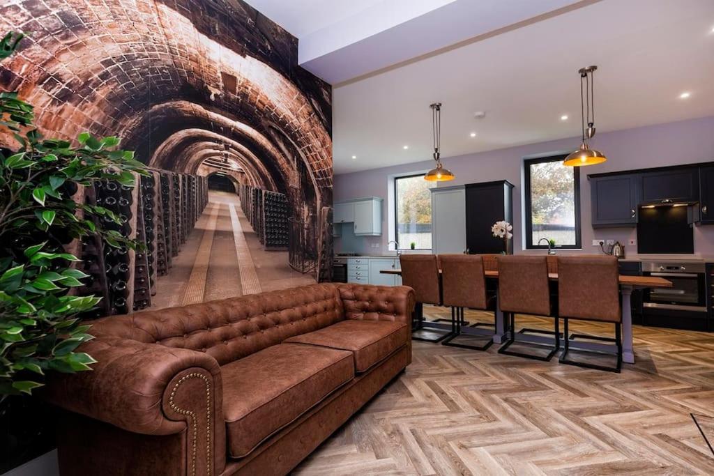 Bootique House - Luxury Group Accommodation In Вейкфілд Екстер'єр фото