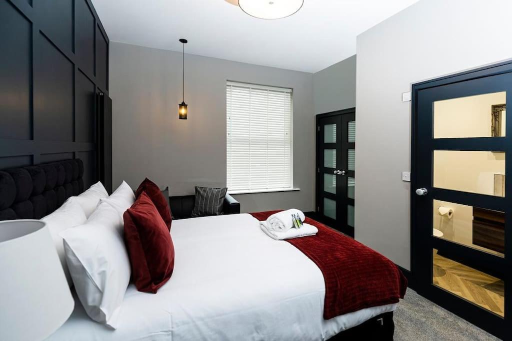 Bootique House - Luxury Group Accommodation In Вейкфілд Екстер'єр фото